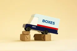 Candylab – Mail Van