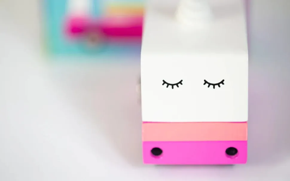 Candylab Unicorn 2.0 Van