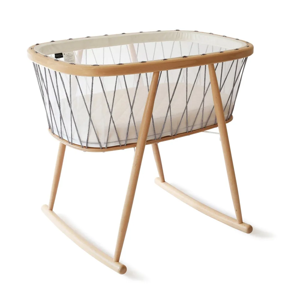Charlie Crane Kumi Cradle - Black & White