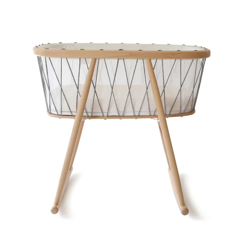 Charlie Crane Kumi Cradle - Black & White