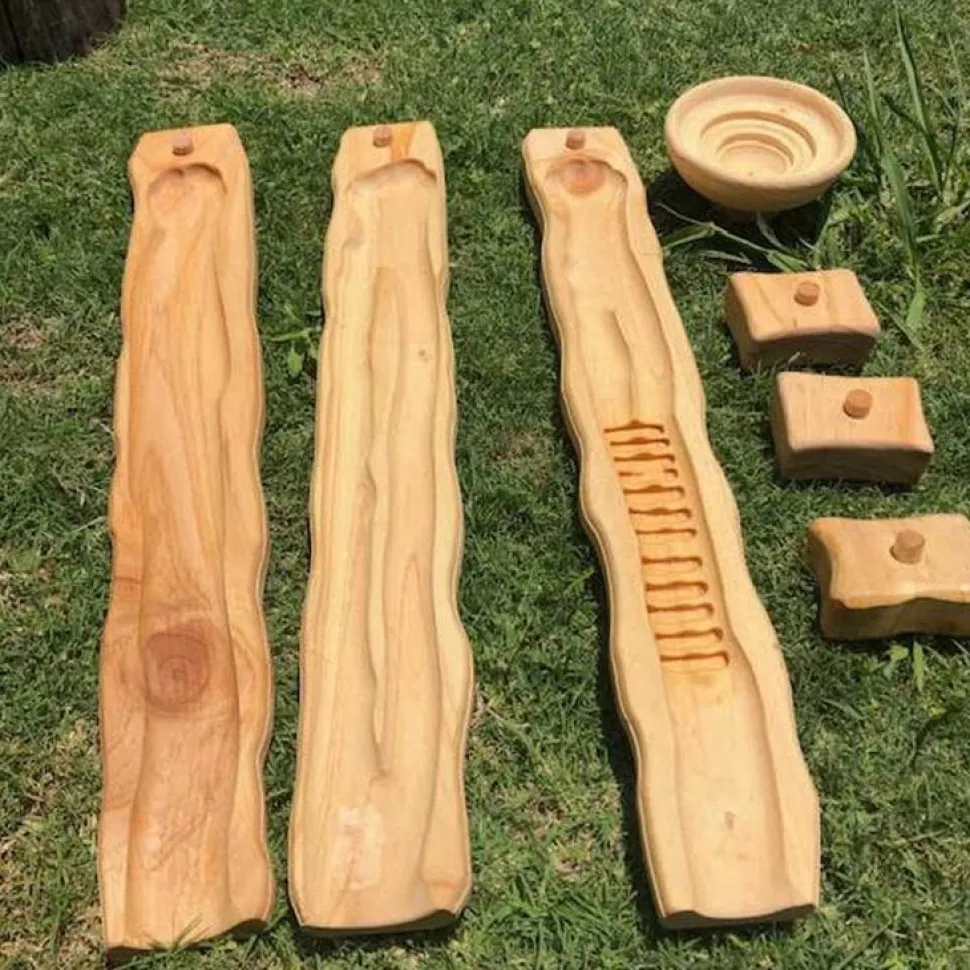 Explore Nook Wooden Water Ways – Starter Family Set
