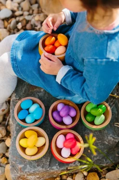 Freckled Frog Rainbow Nests