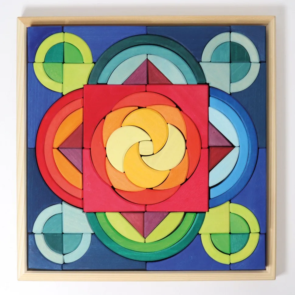 Grimm's Building Set Arcs in Squares