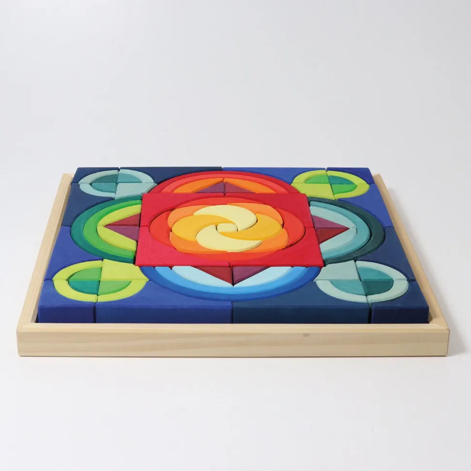Grimm's Building Set Arcs in Squares