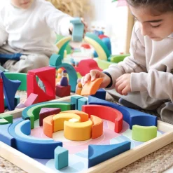 Grimm's Building Set Arcs in Squares