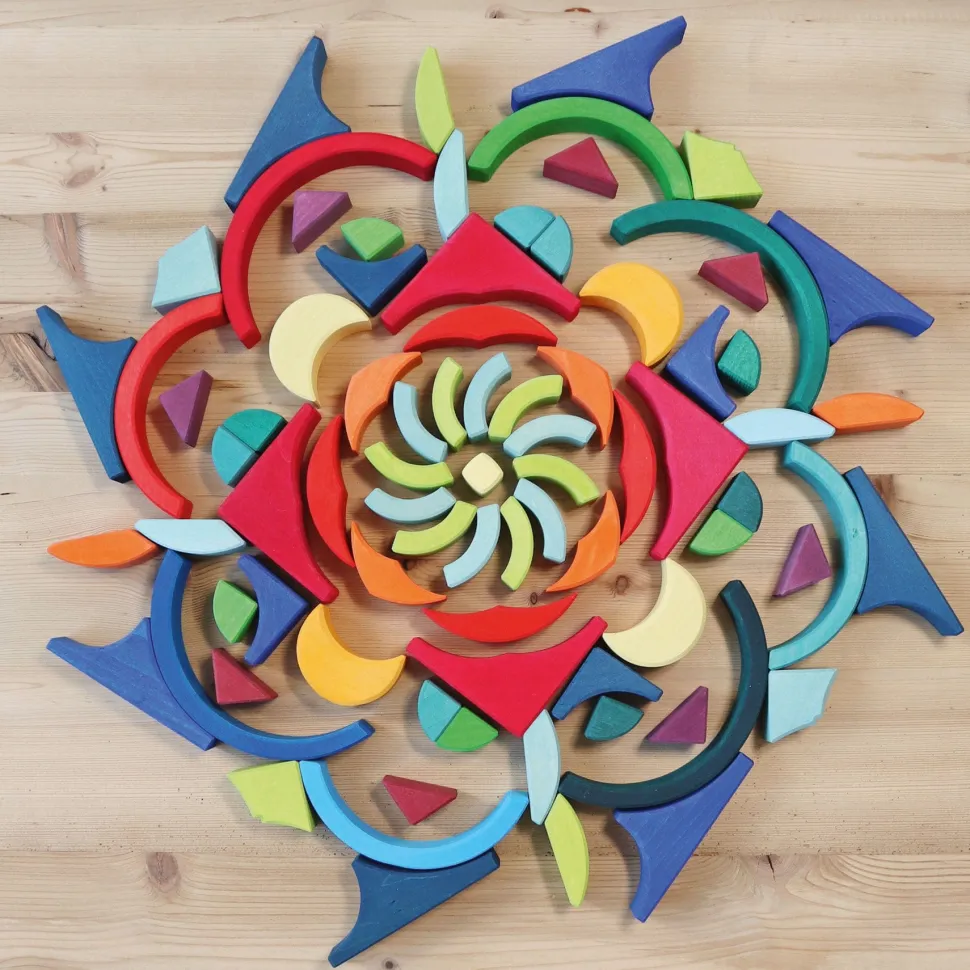 Grimm's Building Set Arcs in Squares