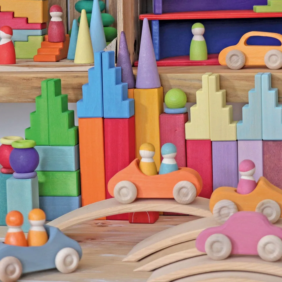 Grimm’s Stepped Roofs Pastel