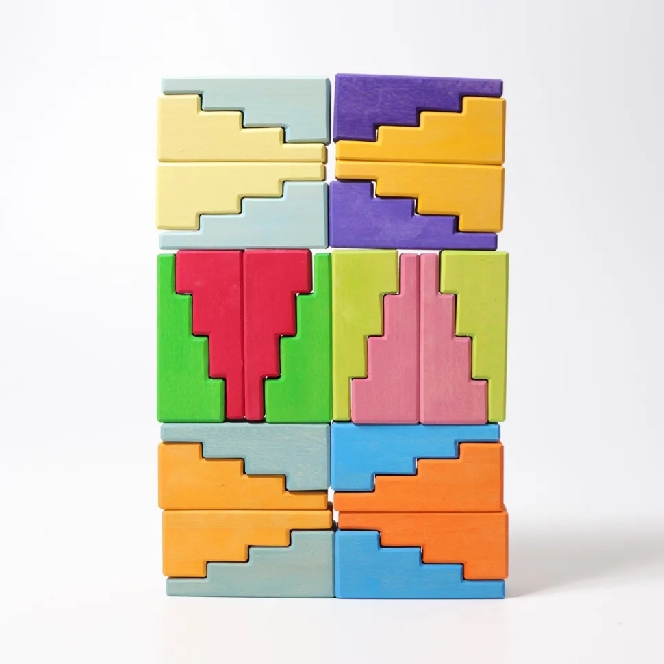 Grimm’s Stepped Roofs Rainbow