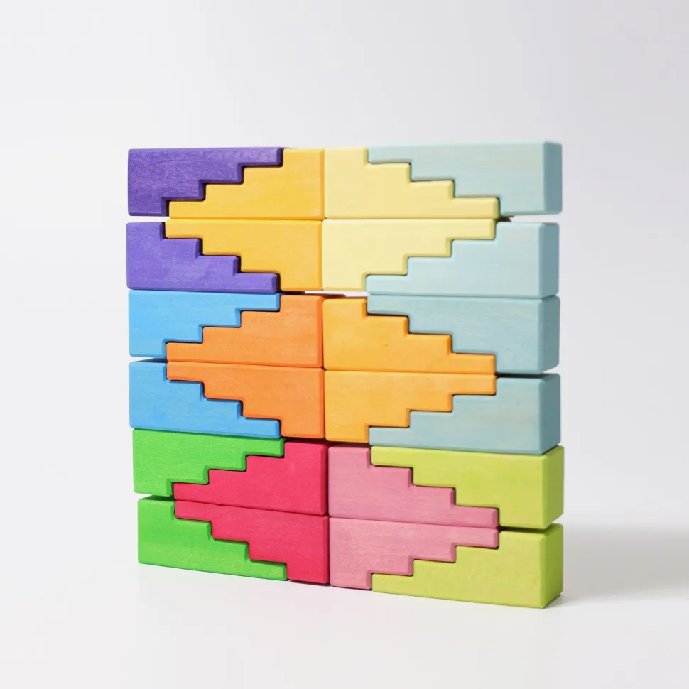 Grimm’s Stepped Roofs Rainbow
