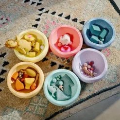 Grimm's x Stapelstein Set - Original Rainbow Complete Pastel Set of 8 ( Super Confetti Board) + Grimm's Rolling Disc Set