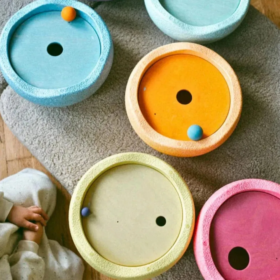 Grimm's x Stapelstein Set - Original Rainbow Complete Pastel Set of 8 ( Super Confetti Board) + Grimm's Rolling Disc Set