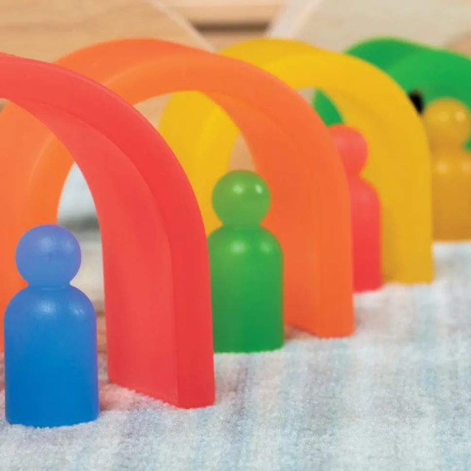 Guidecraft Discovery People - Rainbow - 16 pc. set