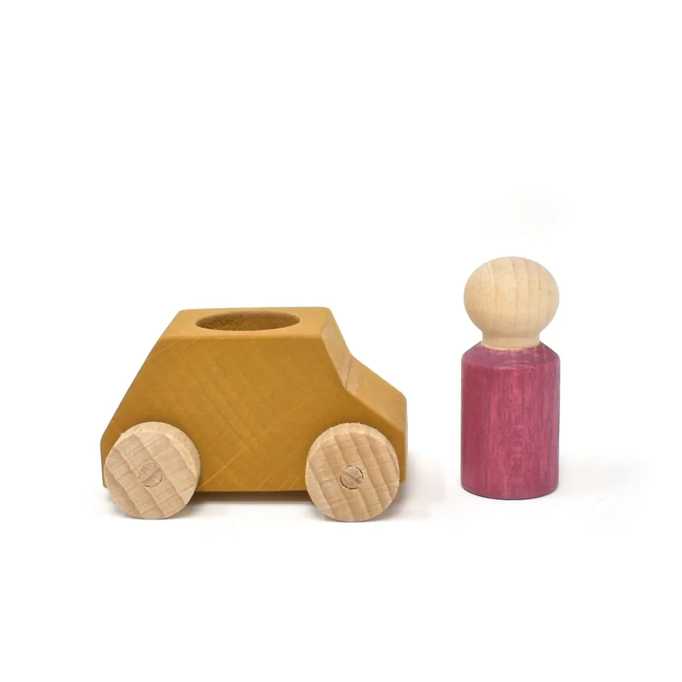 Lubulona Car Ochre With Plum Figure