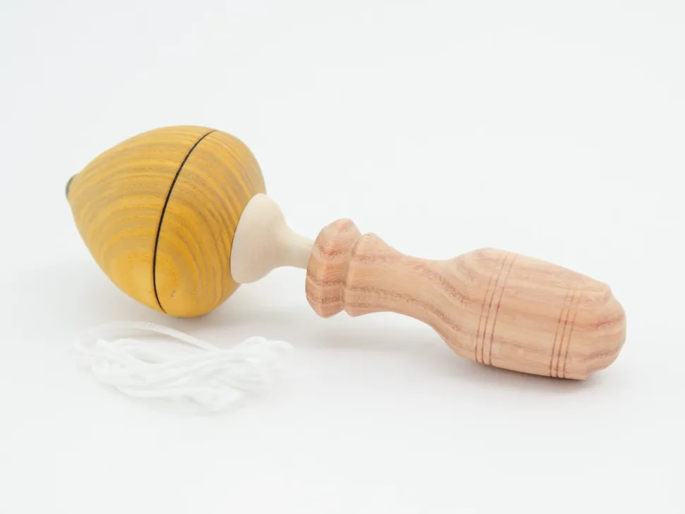 Mader Pull Off Spinning Top