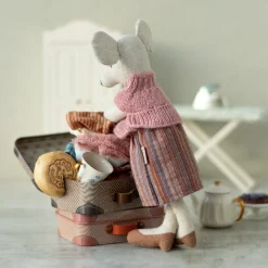 Maileg Mouse Knitted Blouse & Skirt in Suitcase Grandma Mouse