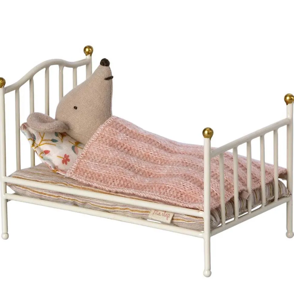 Maileg Vintage Bed Mouse off-white