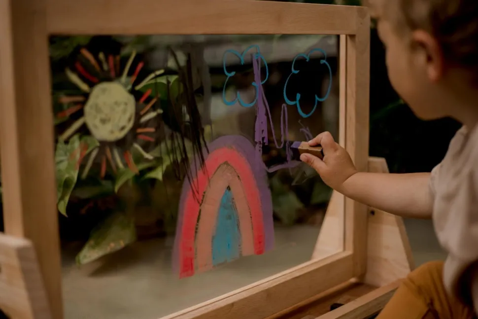QToys 4 in 1 Table Easel