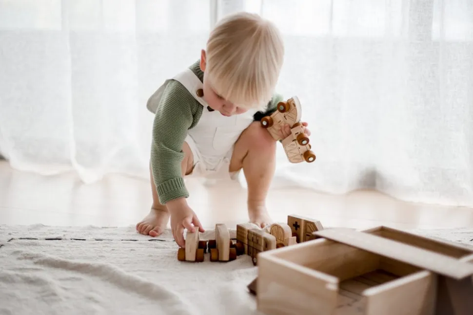 QToys All In One Car Play Set