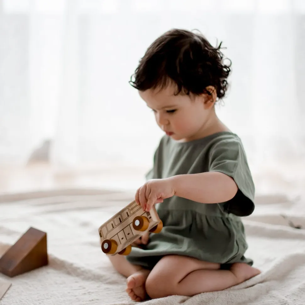 QToys All In One Car Play Set