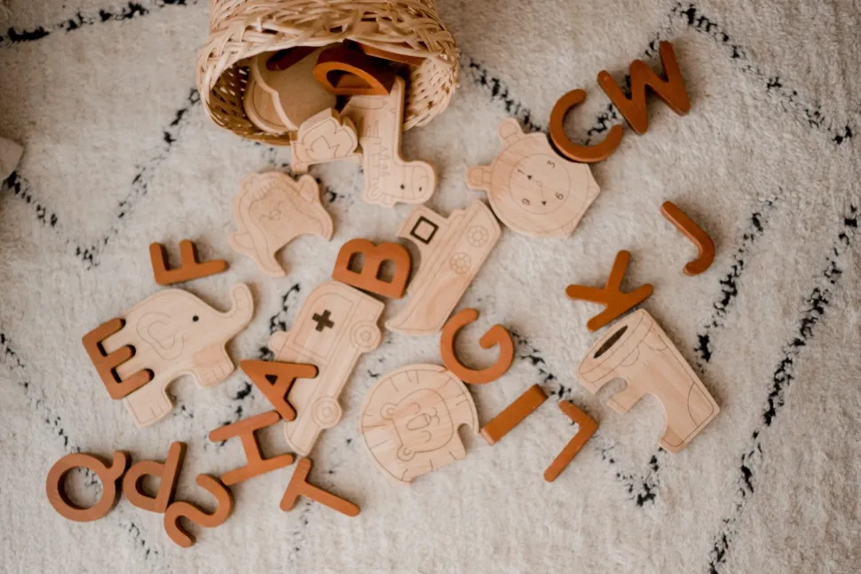 QToys Alphabet Jigsaw Set