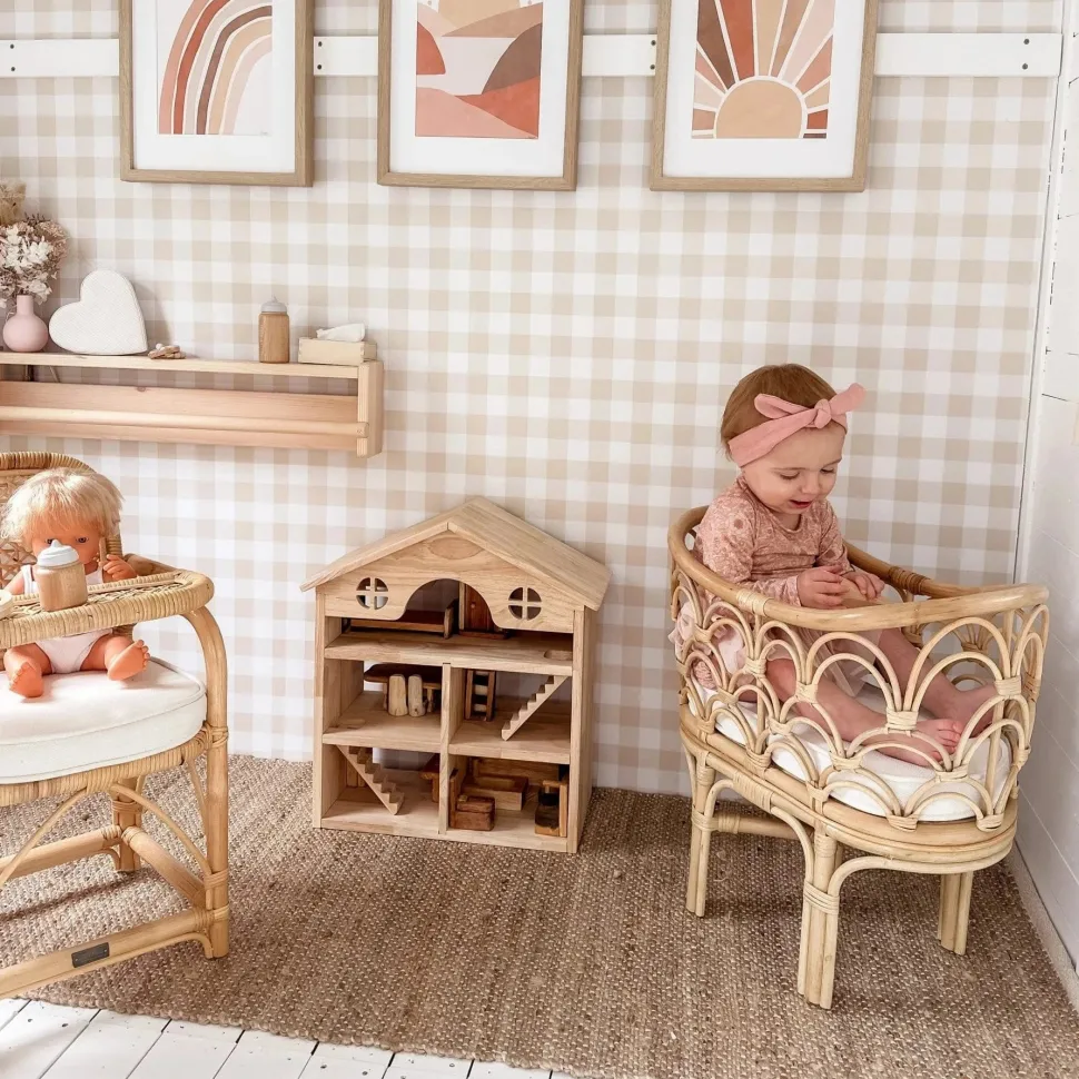 QToys Classic Wooden Dollhouse