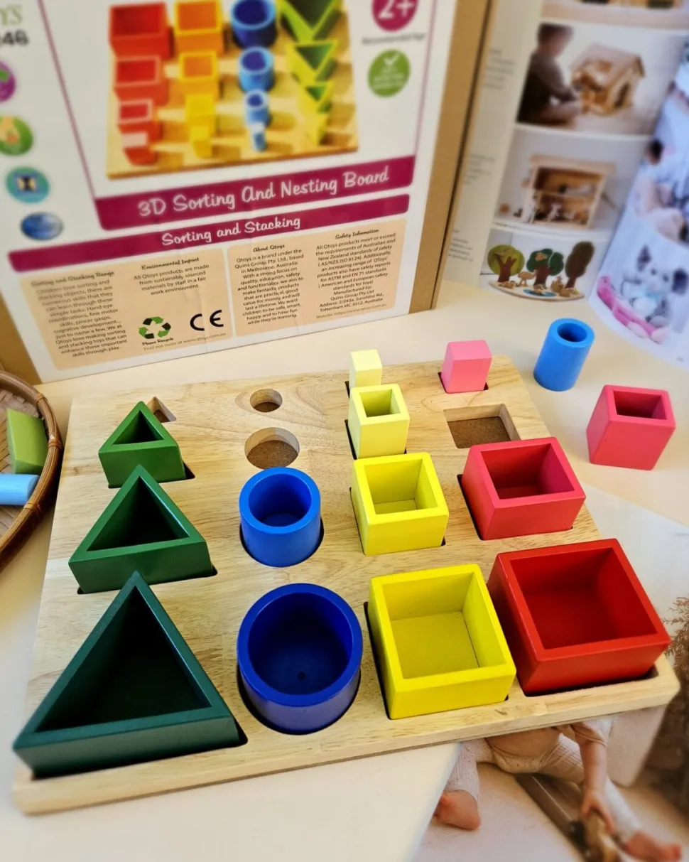 QToys 3D Sorting and Nesting Board