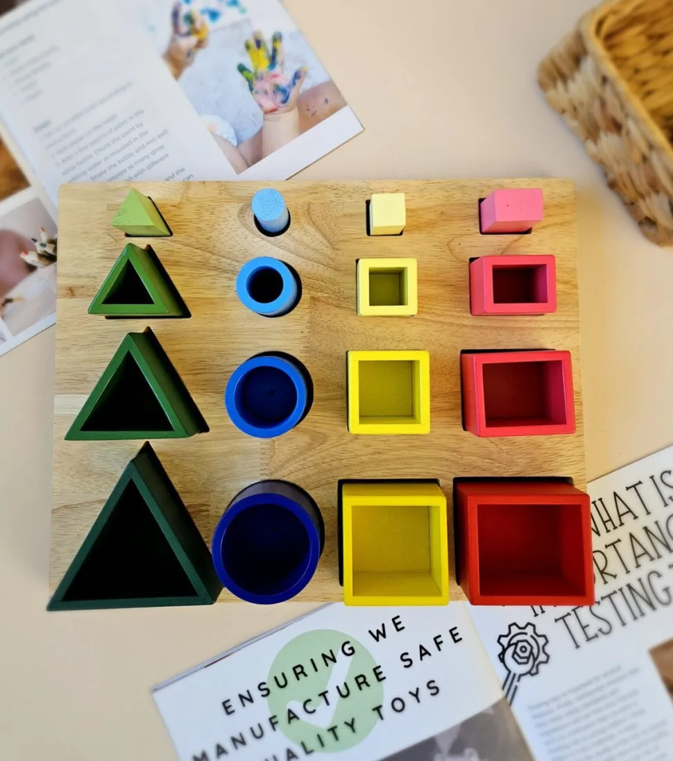 QToys 3D Sorting and Nesting Board