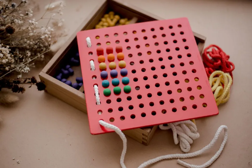 QToys Froebel Peg and Lacing Board