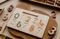 Qtoys Number tracing board