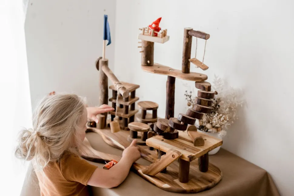 QToys Tree House Complex