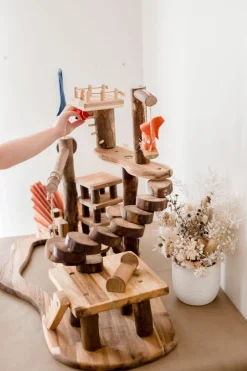 QToys Tree House Complex