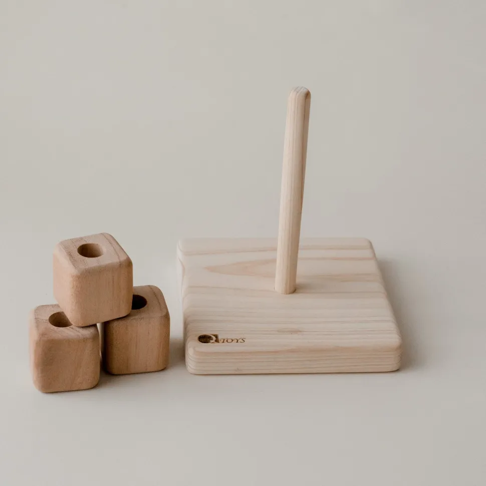 QToys Vertical Block Stacker