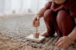 QToys Vertical Block Stacker