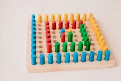 QToys Wooden Peg Board