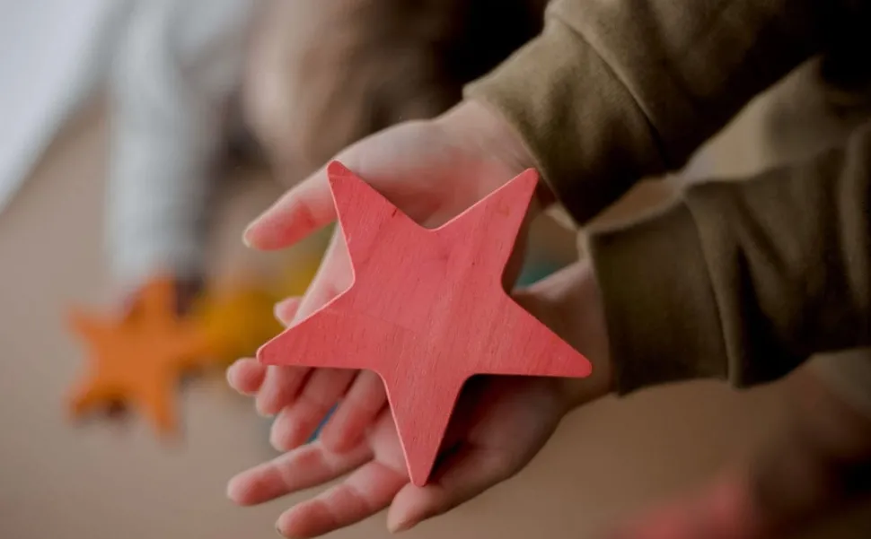 QToys Wooden Stars Set of 10