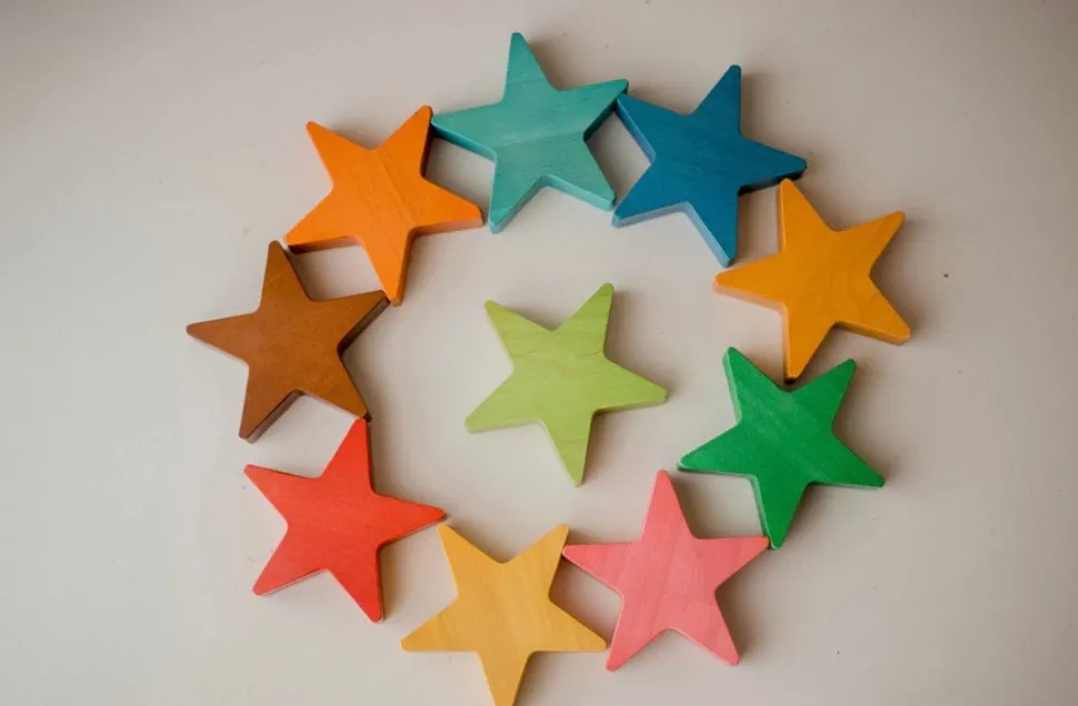 QToys Wooden Stars Set of 10
