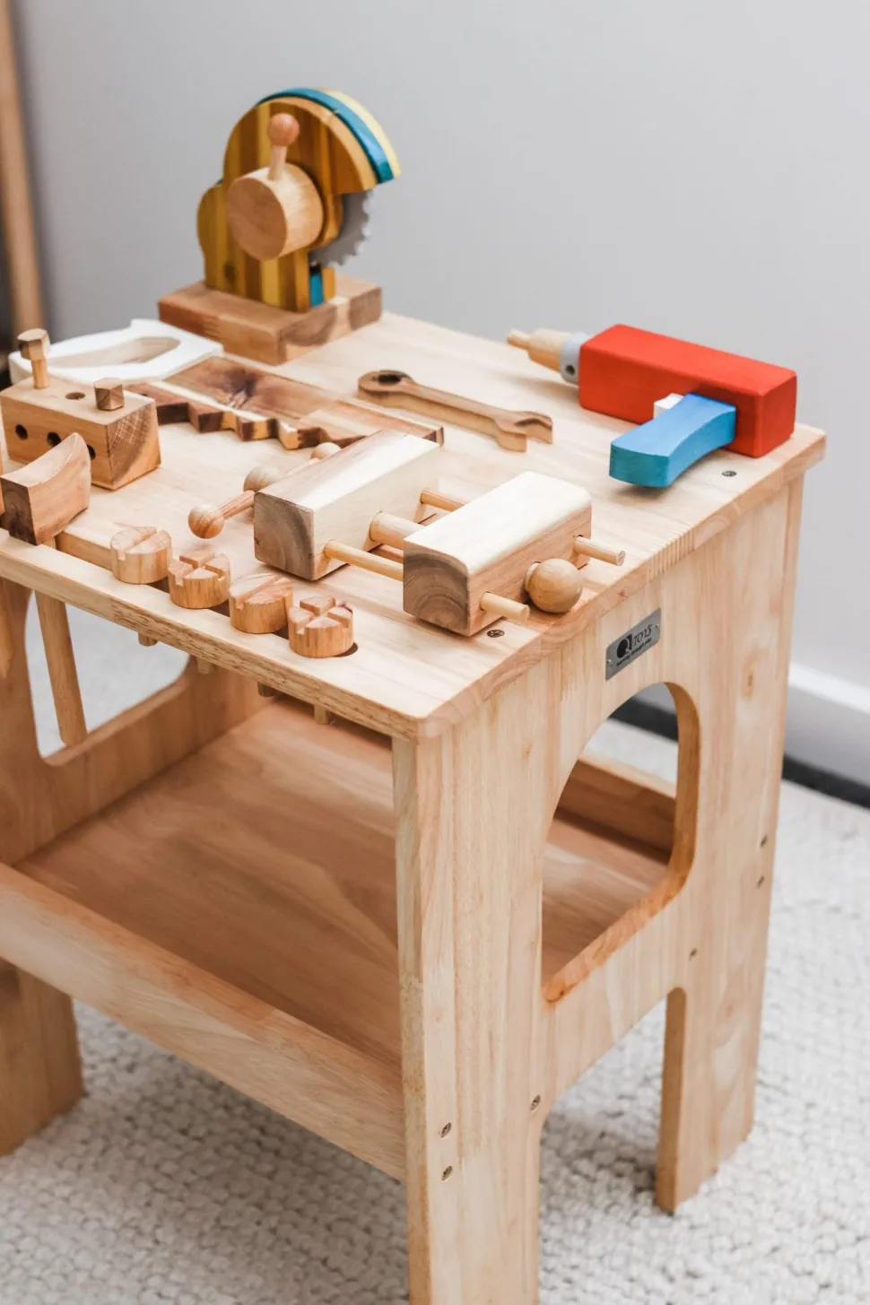 QToys Wooden Work Bench