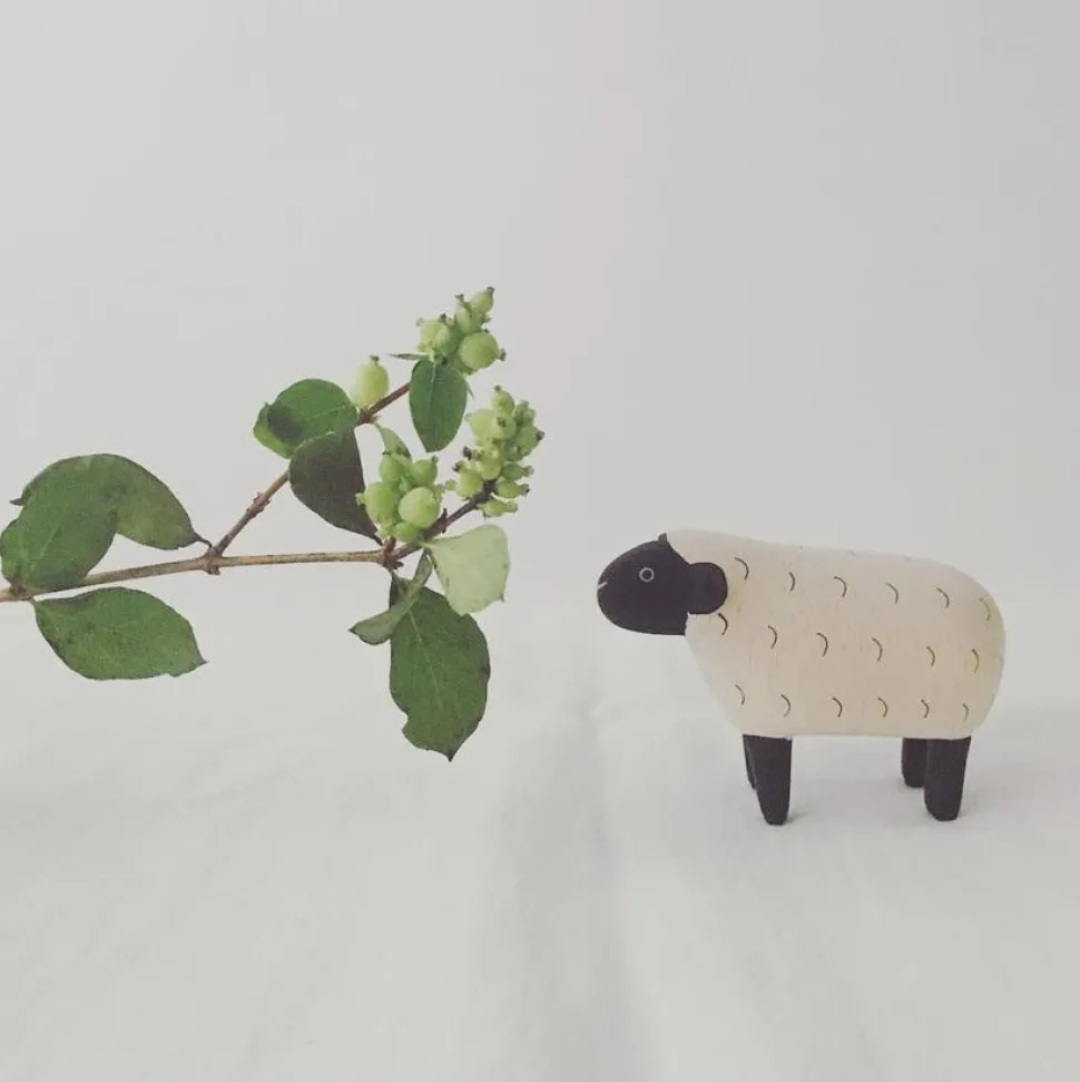 T-Lab Pole Pole Wooden Animal Sheep